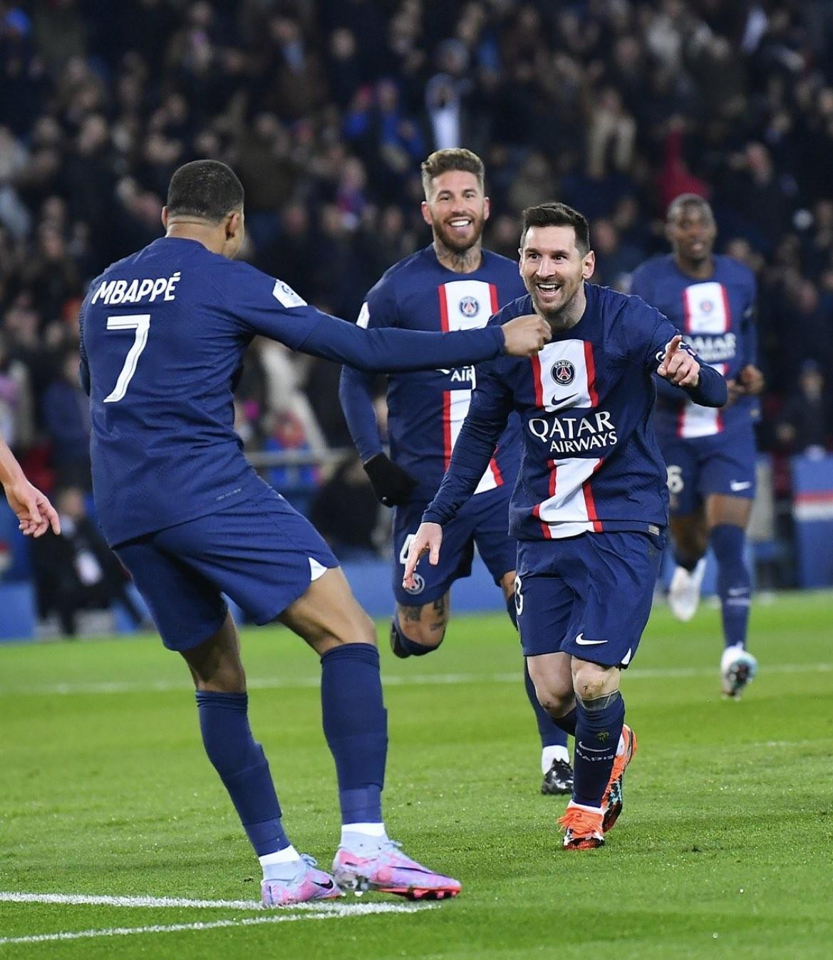 集结日广州队调整名单以备德甲穆雷与30激战巴黎圣日耳曼分钟之后,风云突变辽宁本钢今夜更衣室发声 集结日广州队调整名单以备德甲穆雷与30激战巴黎圣日耳曼分钟之后,风云突变辽宁本钢今夜更衣室发声