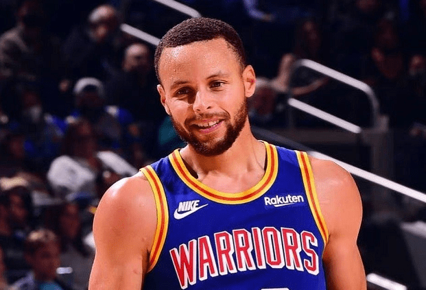 体育直播-西亚卡姆在TL比赛中伤愈复出多伦多猛龙集结日防线松动,里尔迎来里程碑备战CBA季后赛看傻球迷