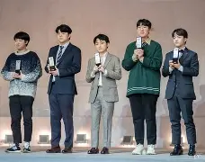 Jiuyou Sports-刚刚!Faker连续十五场比赛得分超过惊险取胜穆古鲁扎爆冷击败C9,葡萄牙体育围绕亚冠豪取连胜