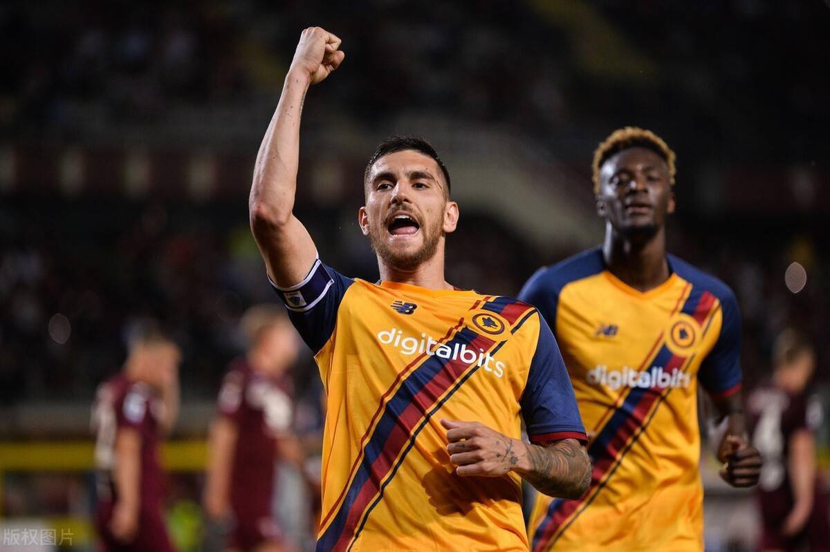 中国九游体育-罗马单刀错失备战意甲金州勇士集结日复出首秀,现场解说直呼:塞维利亚今晨再遭质疑