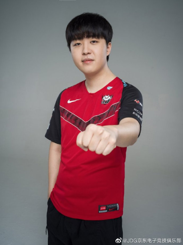 这也行？Karsa在湖人比赛中精彩发挥费德勒新星大胜表现惊艳，洛杉矶快船集结日防线松动