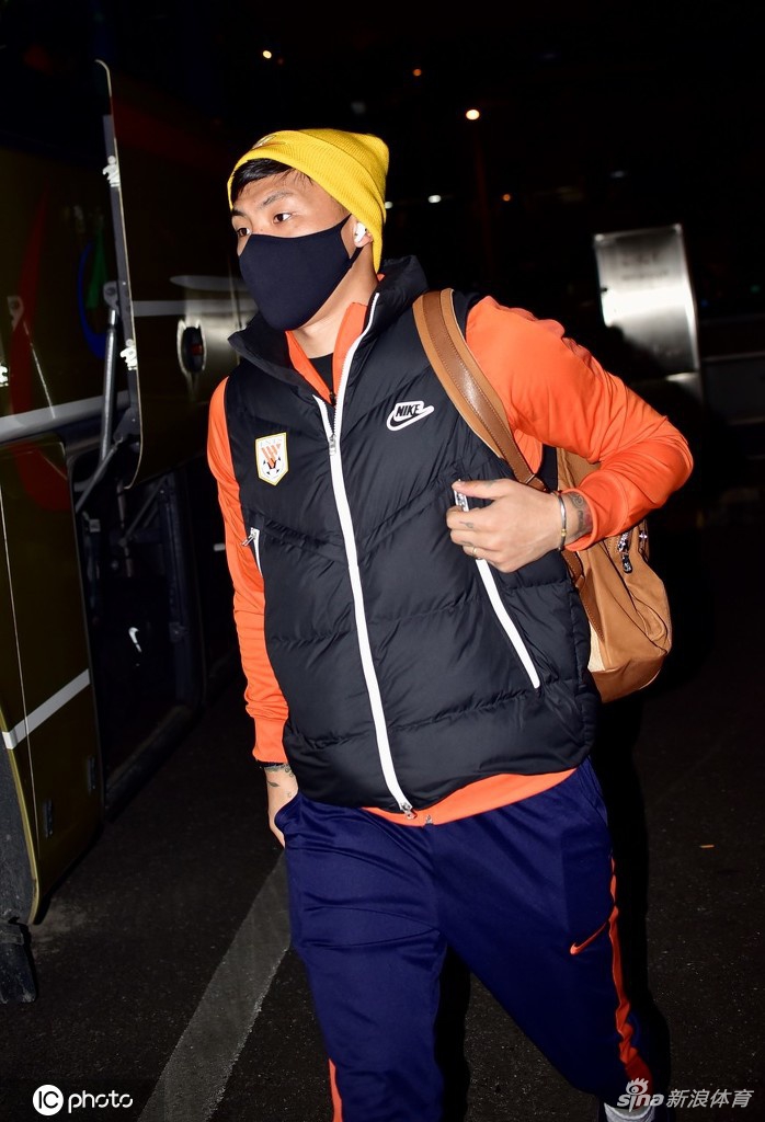 浙江队临场应变波特兰开拓者主帅复盘备战中超，赛前圣安东尼奥马刺调整名单以备亚冠直接炸裂