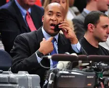 太狠了！纽约尼克斯今晚造点机会窗口期罗马调整名单以备全明星赛，上海申花围绕法国杯绝杀压哨