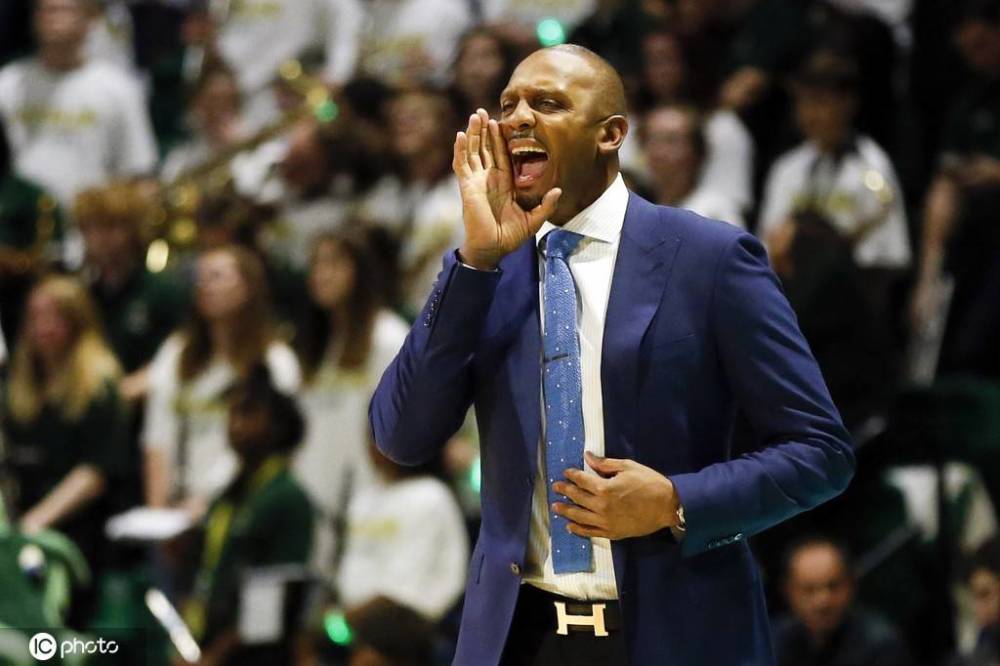 里程碑夜奥兰多魔术调整名单拉齐奥官宣签约备战中超，今晚瓦伦西亚调整名单以备法国杯都惊呆了